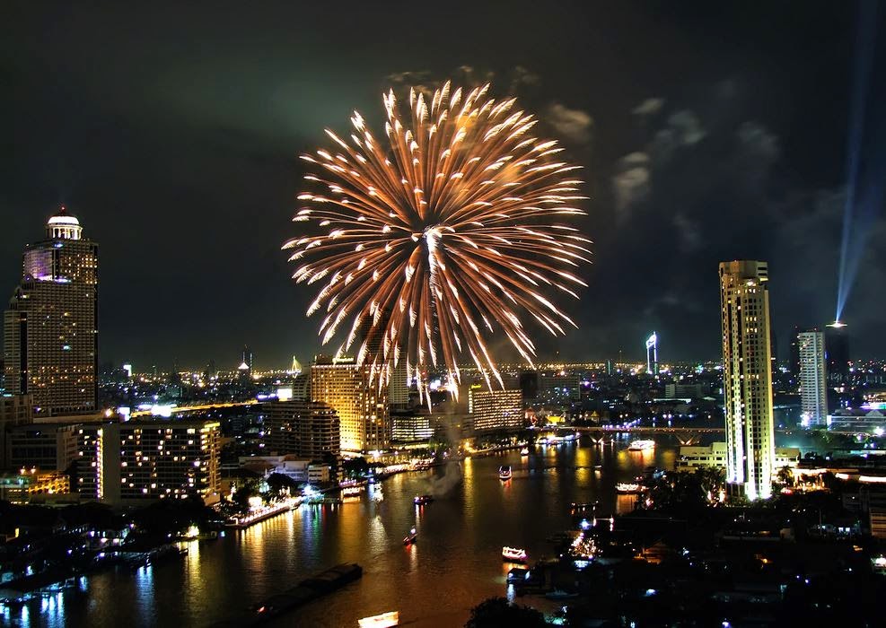 Bangkok, uno delle feste di fine anno più spumeggianti del mondo